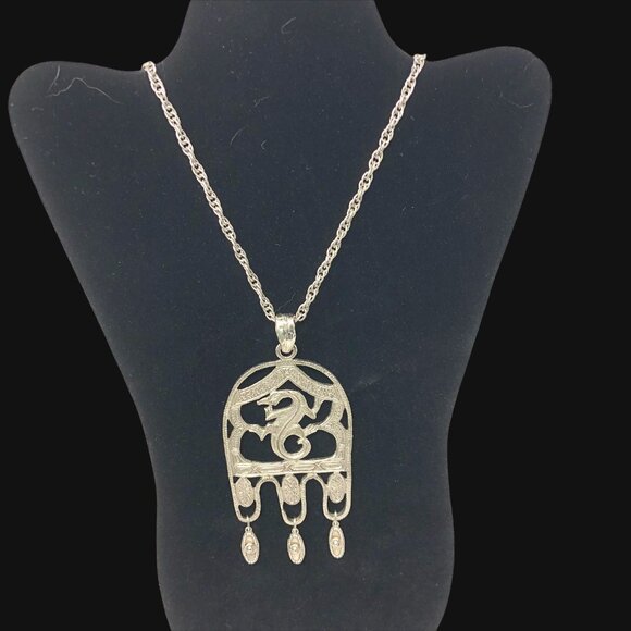 Lizard Pendant Silver Tone Asian Inspired Dragon Iguana Necklace - Picture 4 of 6